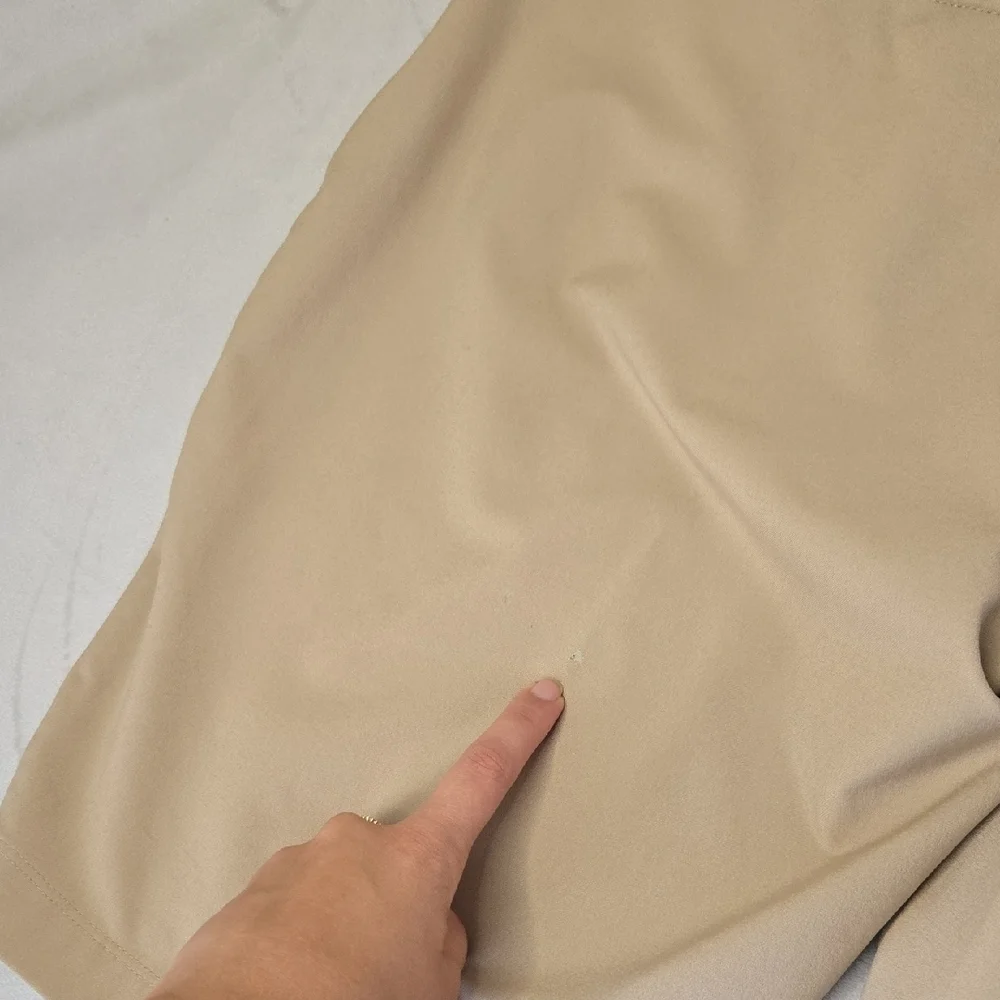 Tail Women's Beige Shorts - Picture 4 of 4